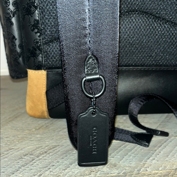Coach Hitch Backpack – Style C6609 (H2161-C6609) - Rare & Discontinued - Picture 7 of 14